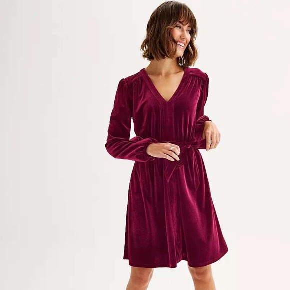 Draper James Dresses & Skirts - Draper James Womens S Wine Red Bishop‎ L/S Belted Velvet Dress VNeck Mini Dress